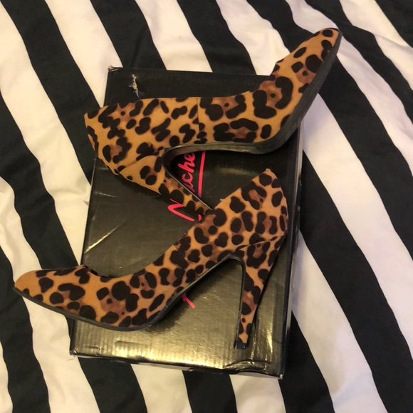 โขโโฏโด๐
๐ถ๐๐น โโฏโฏ๐๐โข - Picture 3 of 4